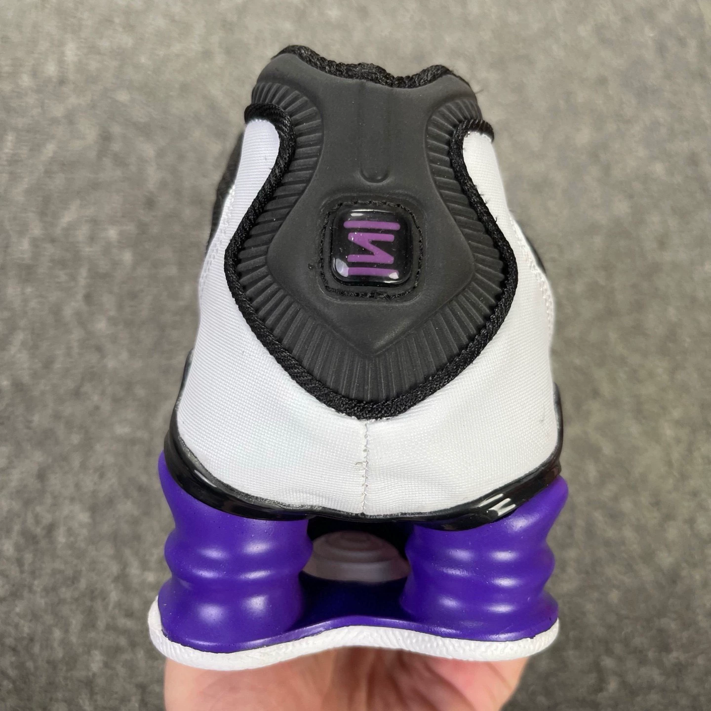 Nike Shox TL Branco e Roxo