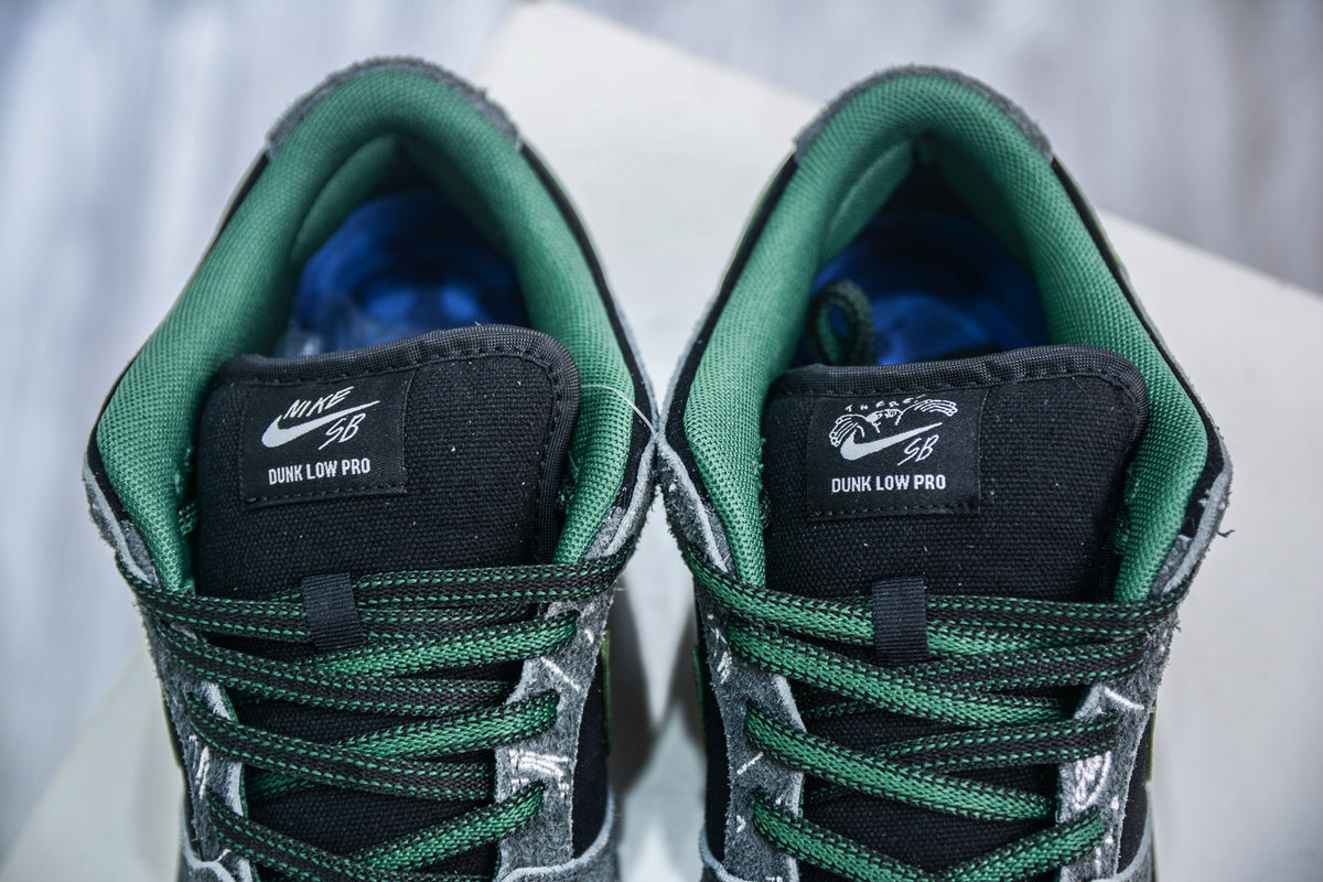 Nike SB Dunk Low x THERE Skateboarding Ultra Humanized Preto