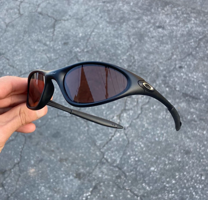 Oakley Minute