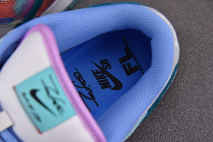 DUNK SB X FUTURA LABORATORIES