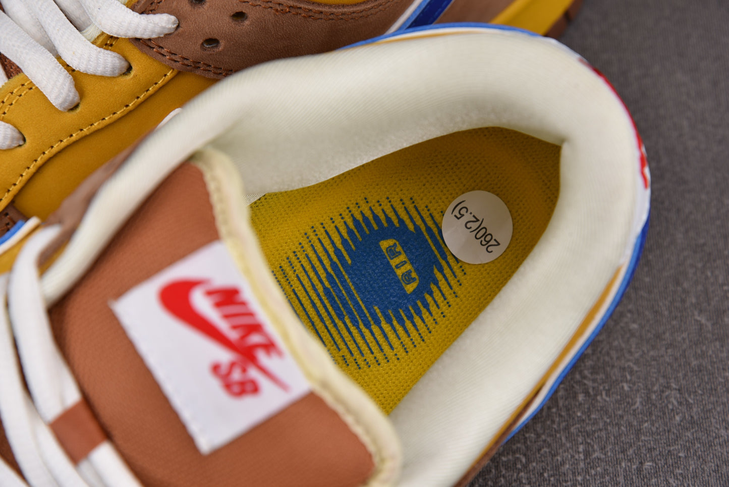 Dunk SB Low Newcastle Brown Ale