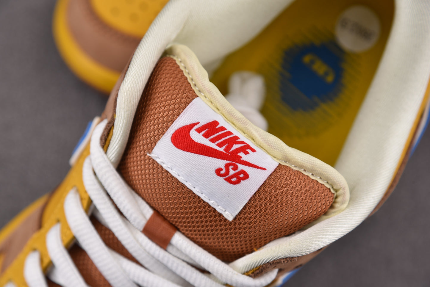 Dunk SB Low Newcastle Brown Ale