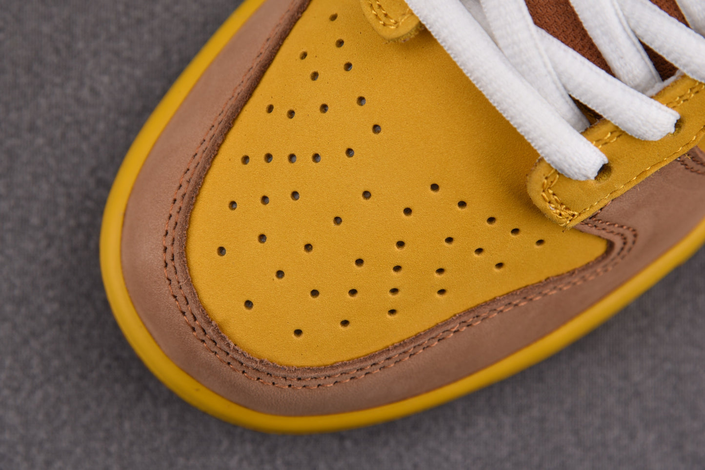 Dunk SB Low Newcastle Brown Ale