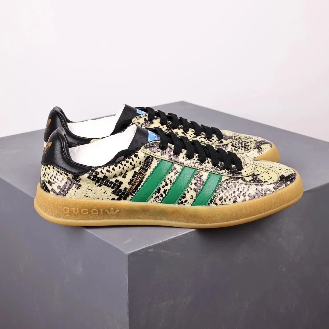 Adidas Gazelle Special Edition GUC Sneakers**