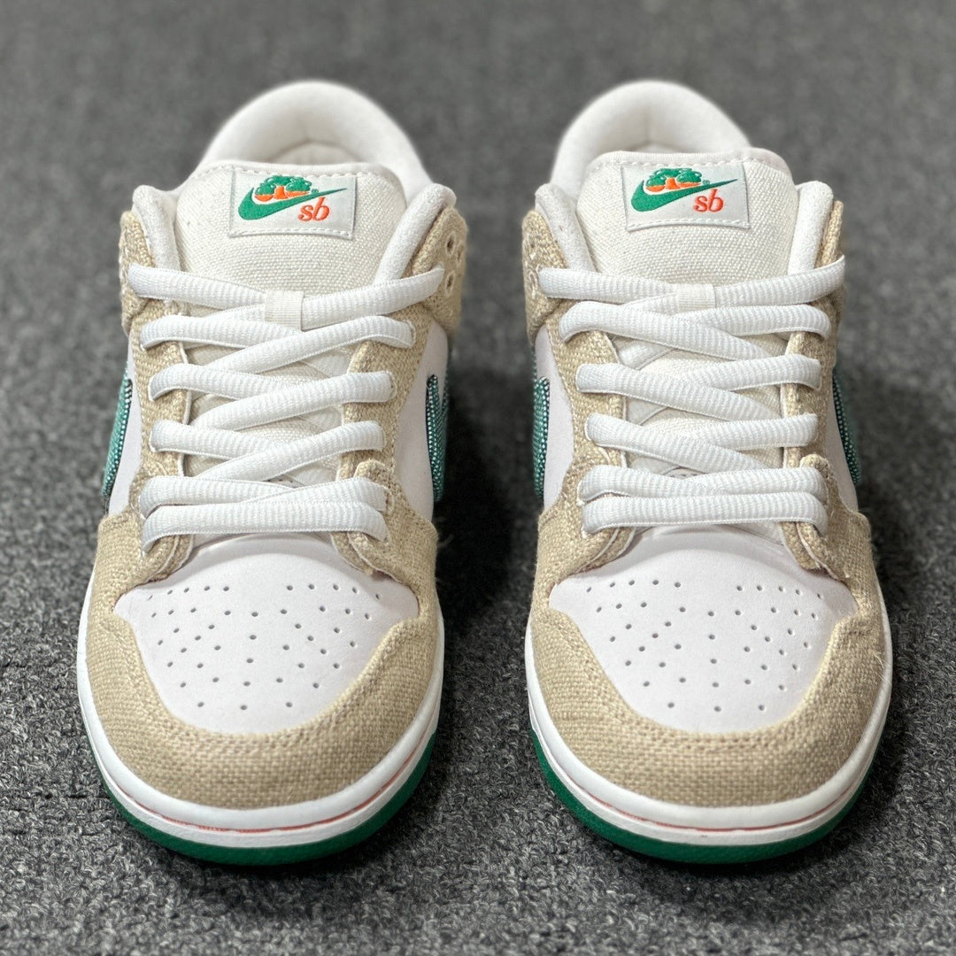 NIKE SB DUNK LOW X JARRITOS