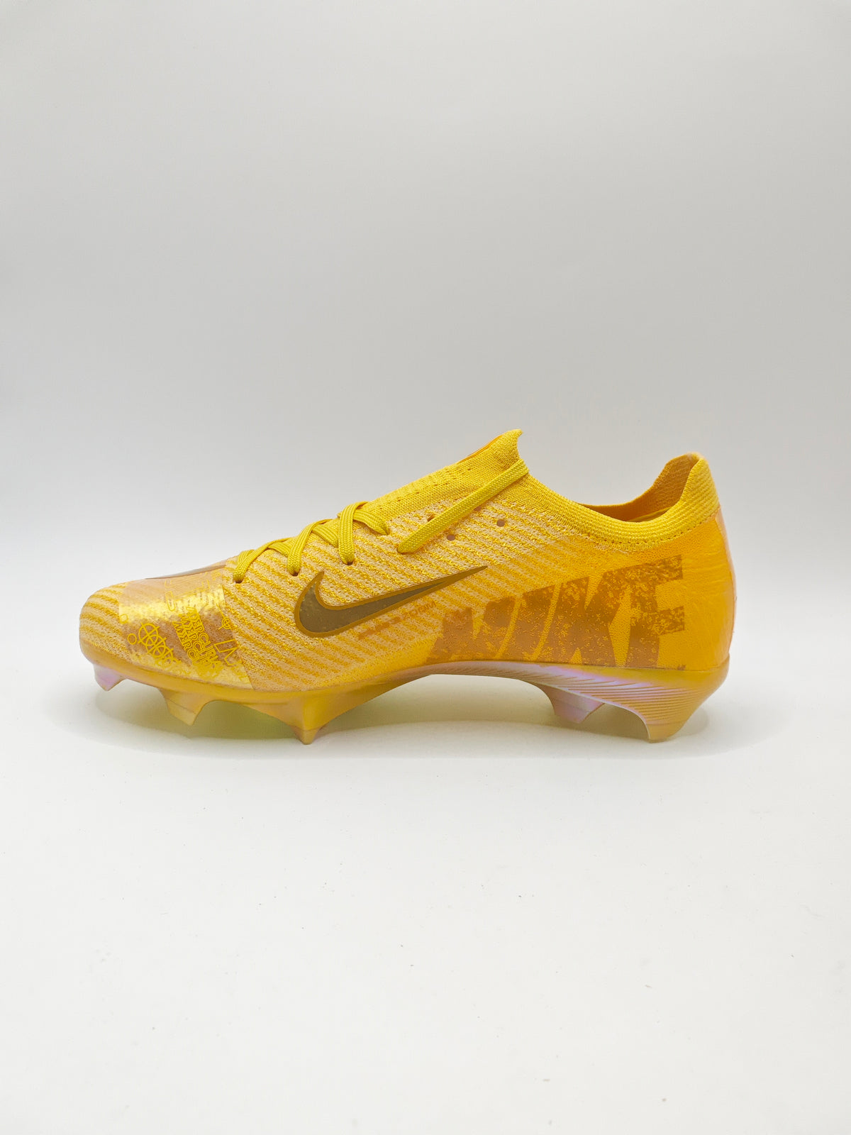 Chuteira Nike Mercurial Vapor 16