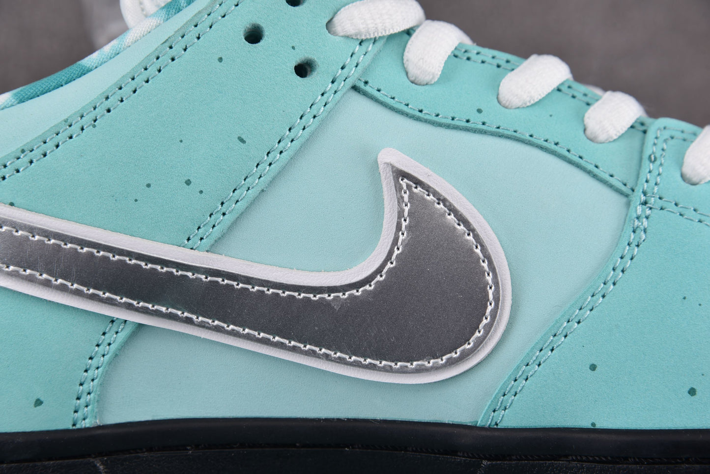 CONCEPTS X DUNK SB LOW “TIFFANY LOBSTER”