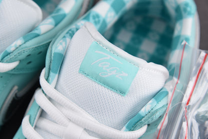 CONCEPTS X DUNK SB LOW “TIFFANY LOBSTER”
