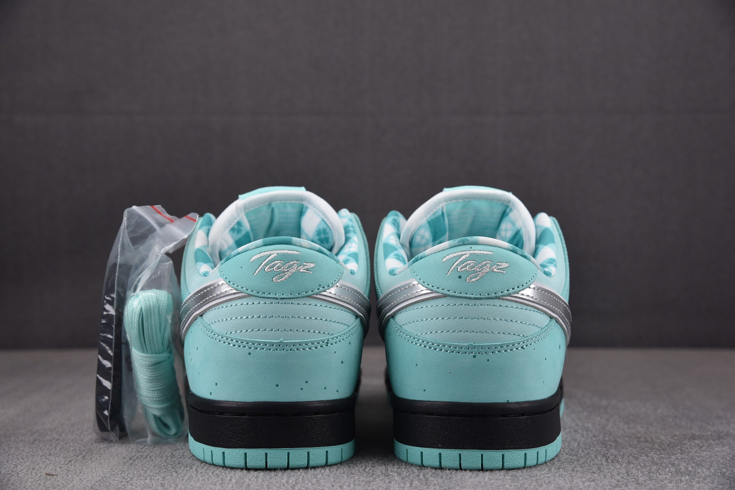 CONCEPTS X DUNK SB LOW “TIFFANY LOBSTER”