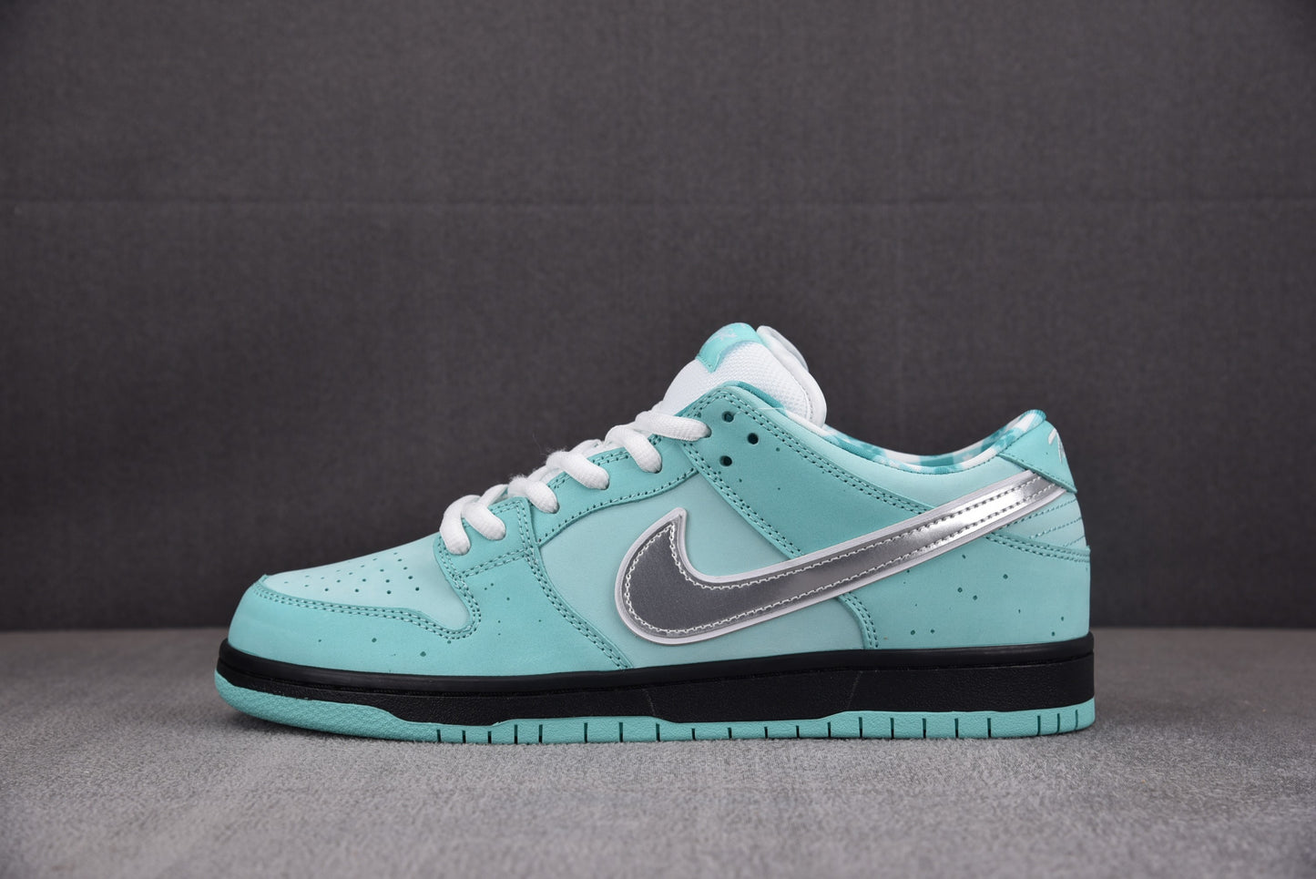 CONCEPTS X DUNK SB LOW “TIFFANY LOBSTER”