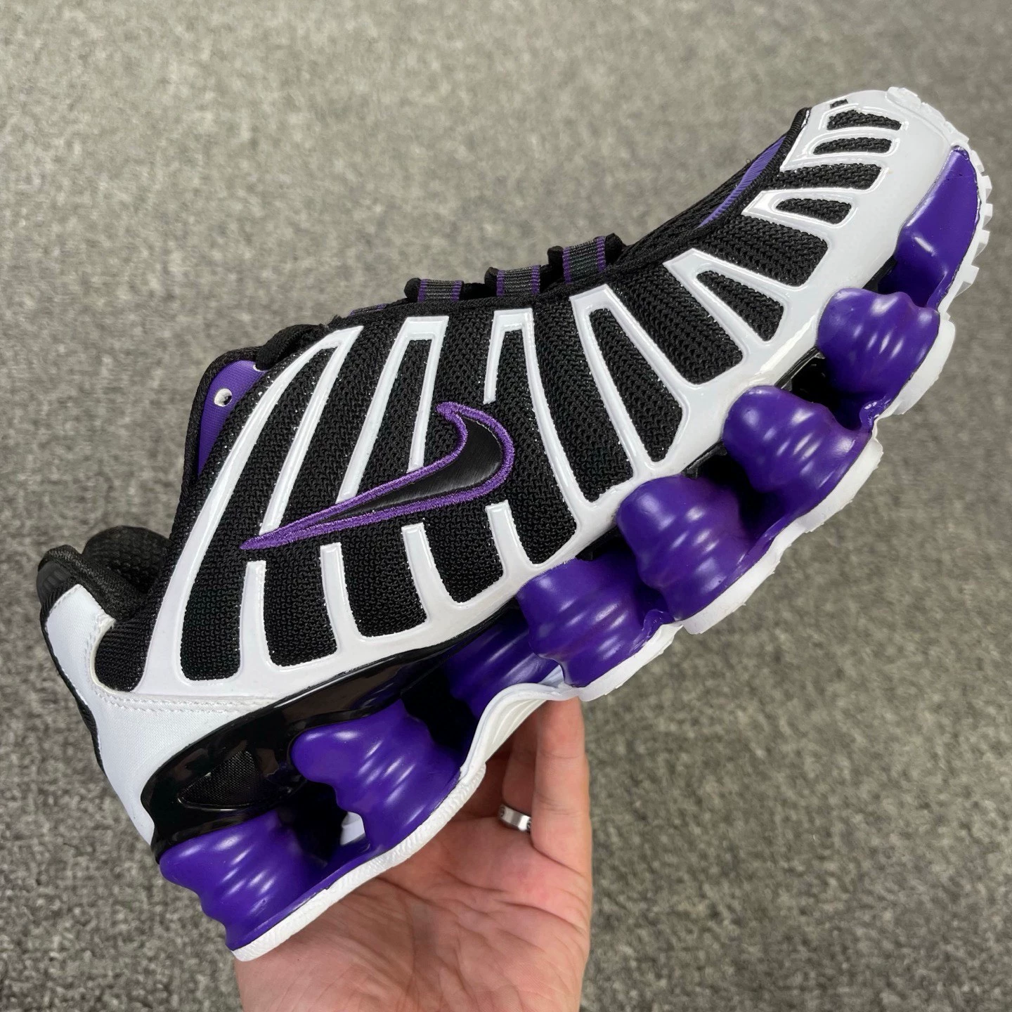 Nike Shox TL Branco e Roxo