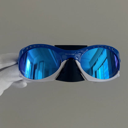 P l a n t a r i s Blue Undefeated