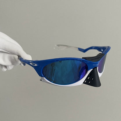 P l a n t a r i s Blue Undefeated