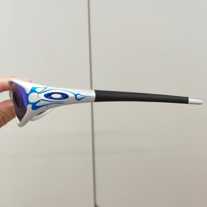 Straight Jacket 99 MUZM (Special 25º Edition)